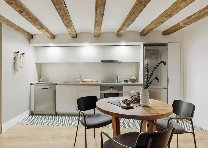 - 3 Bedrooms And Office In El Born 公寓 *
